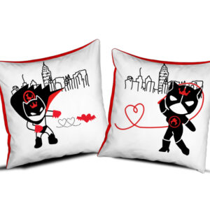 Idea Regalo Cuscino San Valentino – Set Coppia “Super Love - Eroi Innamorati”